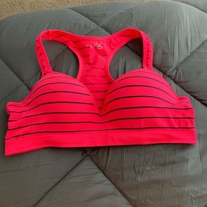 Women’s sports bra! New never worn!